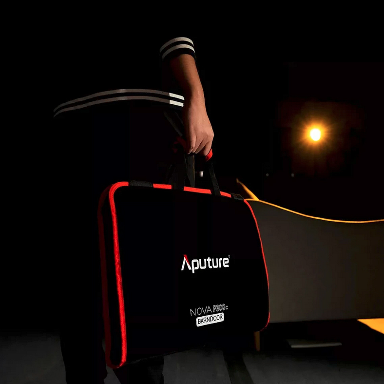 Aputure Barn Door za Nova P300c - 4