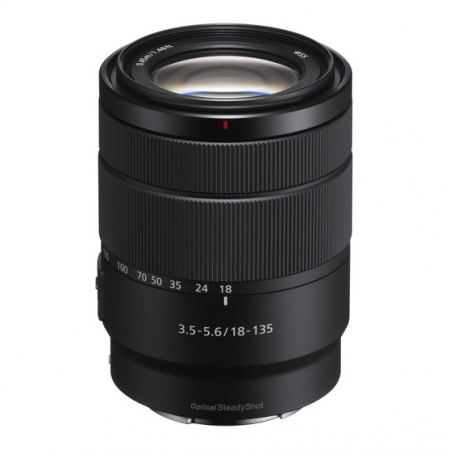Sony E 18-135mm f/3.5-5.6 OSS